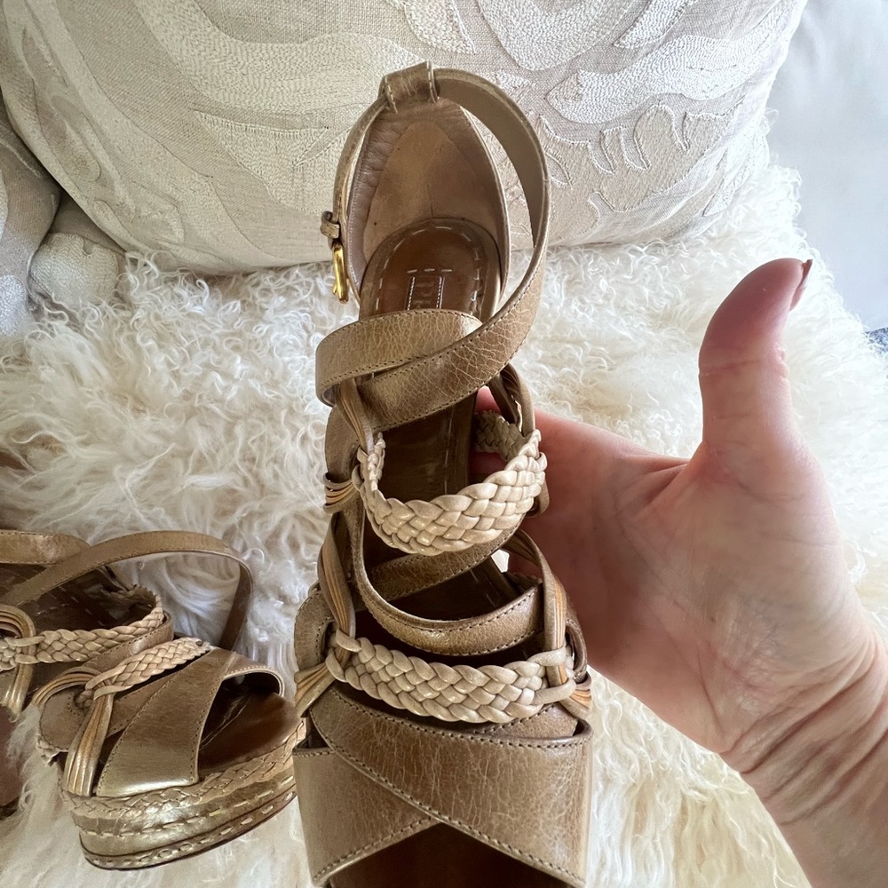 Prada Rare- Platform strappy sandals - Picture 11 of 11